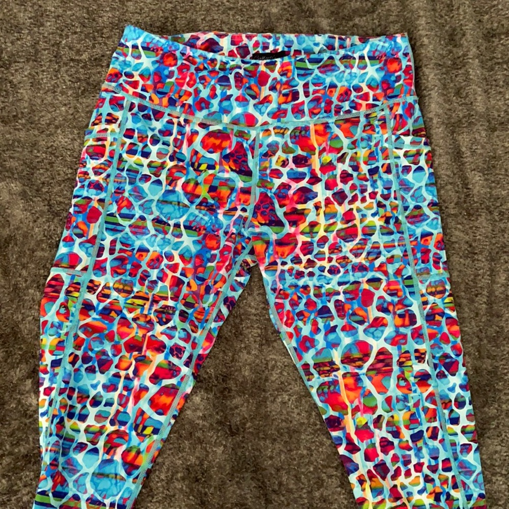 Constantly varied gear exotic capris XL